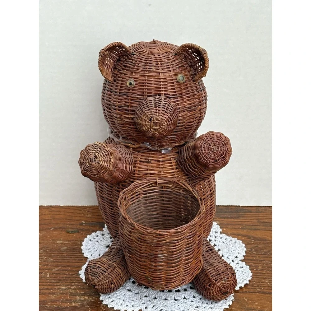 Vintage Chinese Woven Wicker Basket Planter Bear 9